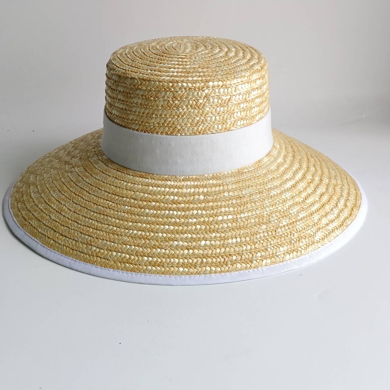 قبعة شمسية جديدة باللون الأزرق - مراجعة Bucket Hat Straw وسعره